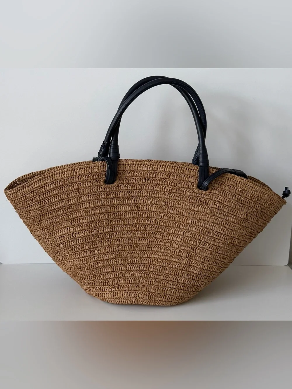 Sézane Justine Basket Bag in Deep Natural Raffia and Navy Handles - Picture 7 of 15